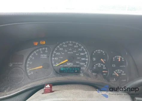 2000 Chevrolet Silverado 1500 Ls z USA, uszkodzony, nr VIN 1GCEK19T4YE121566